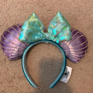 NWT Disney Ariel Purple Sea Shell Ear Headband